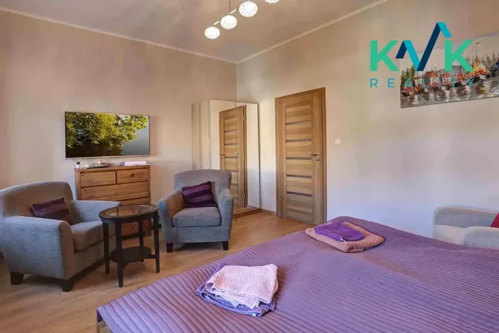 Pronájem bytu 1+1, Karlovy Vary, Vyšehradská, 31 m2