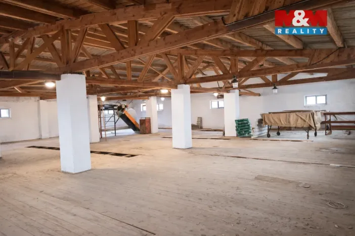 Prodej skladu, Domoušice, 1400 m2