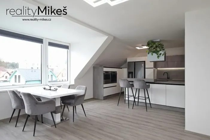 Pronájem bytu 4+kk, Rychnov u Jablonce nad Nisou, Malířská, 131 m2