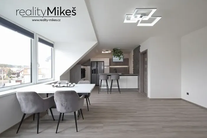 Pronájem bytu 4+kk, Rychnov u Jablonce nad Nisou, Malířská, 131 m2