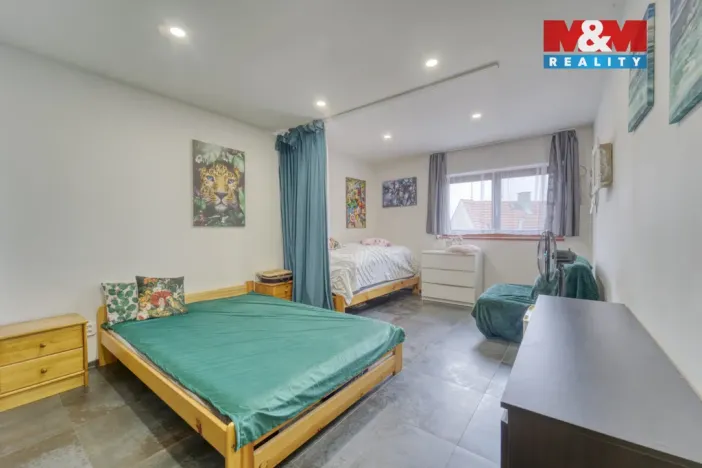 Prodej rodinného domu, Černošice, Komenského, 250 m2