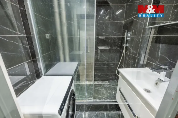 Pronájem bytu 2+1, Kralupy nad Vltavou - Lobeček, Předmostí, 54 m2