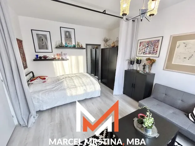 Pronájem bytu 1+1, Broumov - Nové Město, U Větrolamu, 36 m2