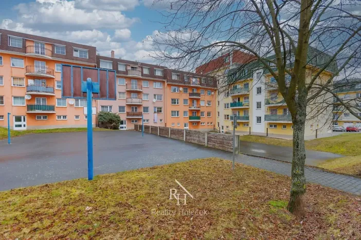 Pronájem bytu 1+kk, Kladno, Vojtěcha Lanny, 33 m2