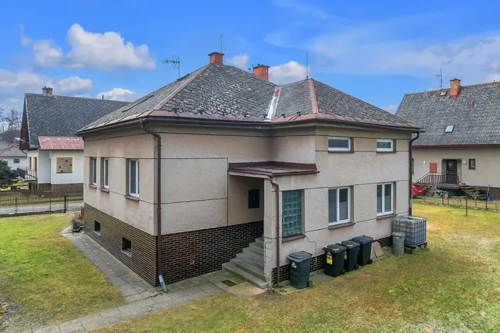 Prodej rodinného domu, Sázava, 203 m2