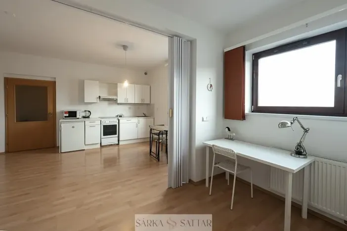 Pronájem bytu 1+kk, Praha - Košíře, Pod Klamovkou, 39 m2