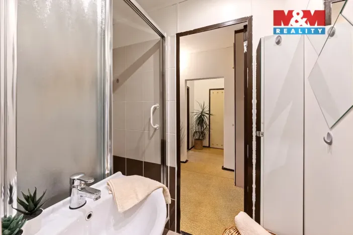 Pronájem bytu 2+kk, Ústí nad Labem - Severní Terasa, Poláčkova, 43 m2