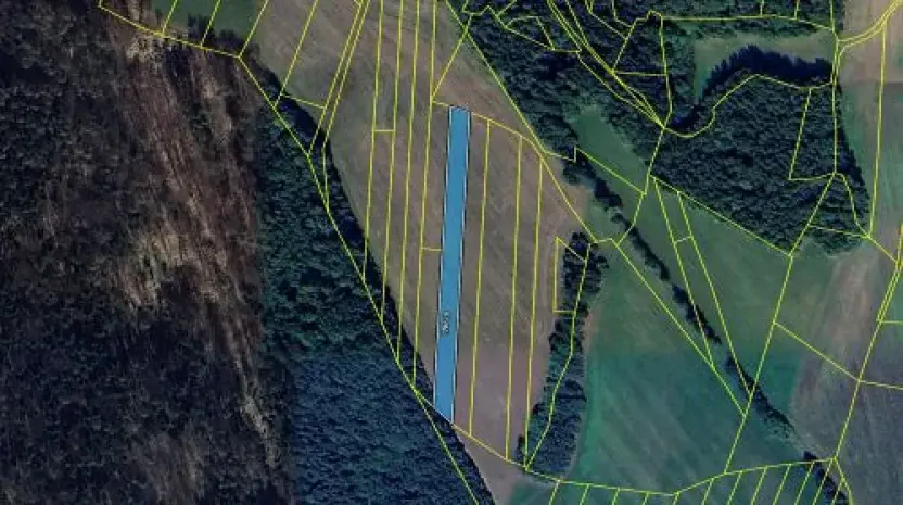 Prodej podílu pole, Tisovec, 451 m2