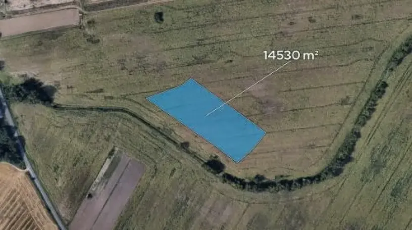 Prodej podílu pole, Sezemice, 2724 m2