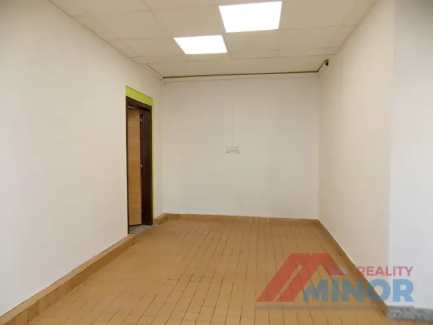 Pronájem obchodního prostoru, Slaný, Vikova, 101 m2
