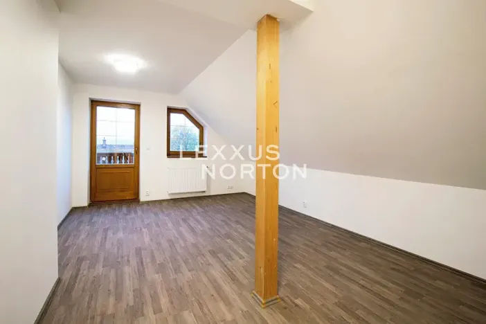 Pronájem rodinného domu, Roblín, 200 m2