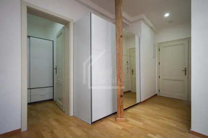 Pronájem bytu 1+kk, Praha - Karlín, Sokolovská, 64 m2