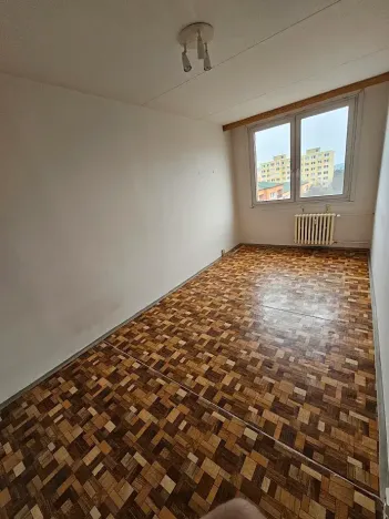 Prodej bytu 3+1, Praha - Řepy, Nevanova, 74 m2