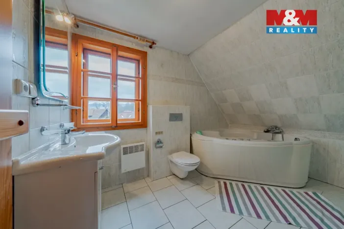 Prodej rodinného domu, Jablůnka, 140 m2