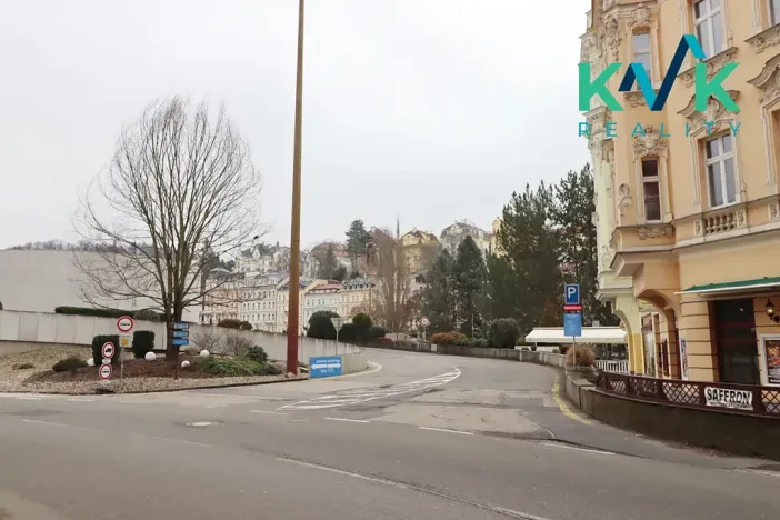 Prodej bytu 3+1, Karlovy Vary, I. P. Pavlova, 83 m2