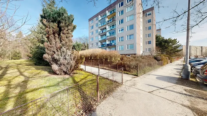 Prodej bytu 3+1, Praha - Hlubočepy, Lamačova, 63 m2