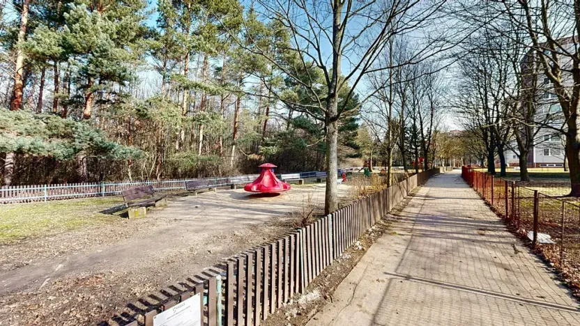 Prodej bytu 3+1, Praha - Hlubočepy, Lamačova, 63 m2