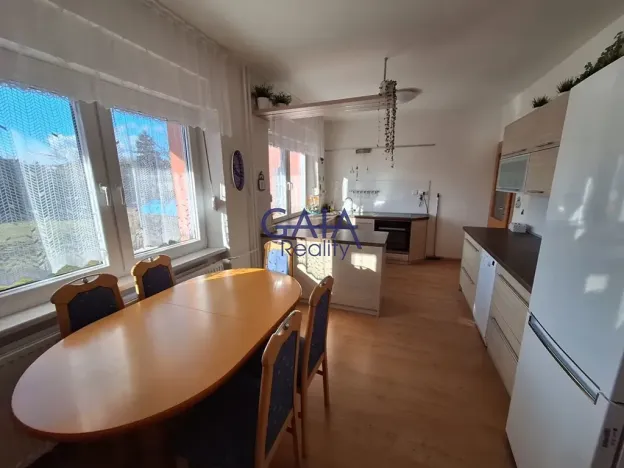 Pronájem bytu 2+1, Mostkovice, U Hřiště, 76 m2