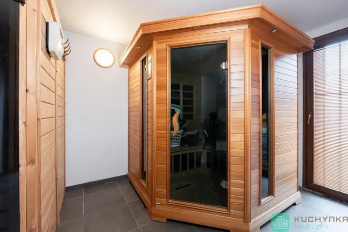 Prodej rodinného domu, Loučná pod Klínovcem, 183 m2