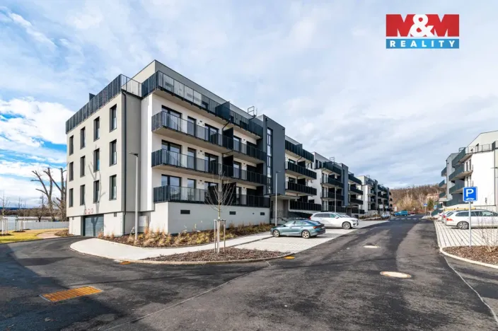 Pronájem bytu 1+kk, Kladno - Dubí, Ke křížku, 34 m2