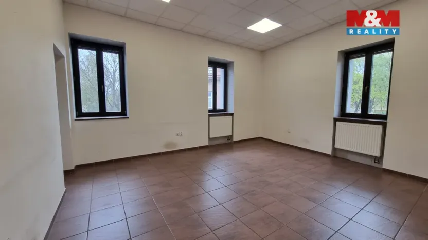 Pronájem kanceláře, Český Těšín, Ostravská, 89 m2