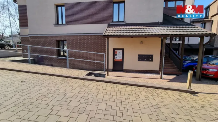 Pronájem obchodního prostoru, Český Těšín, Ostravská, 230 m2