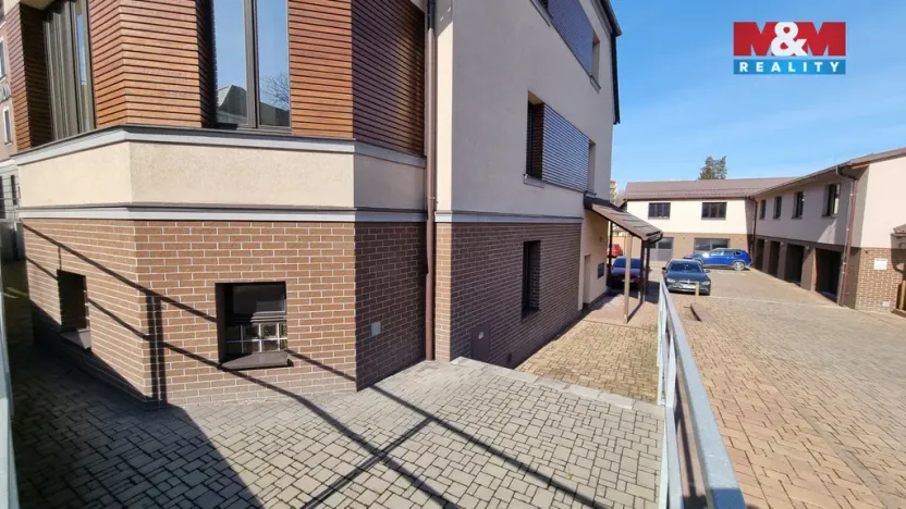 Pronájem obchodního prostoru, Český Těšín, Ostravská, 230 m2