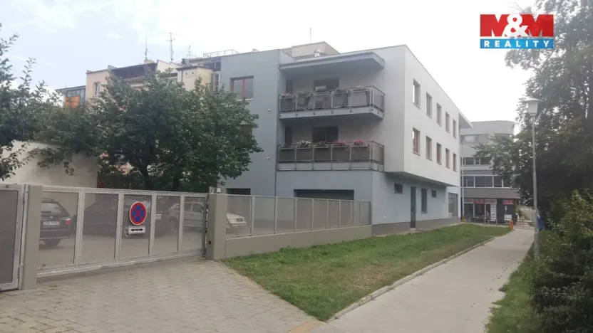 Pronájem obchodního prostoru, Brno - Žabovřesky, Minská, 185 m2