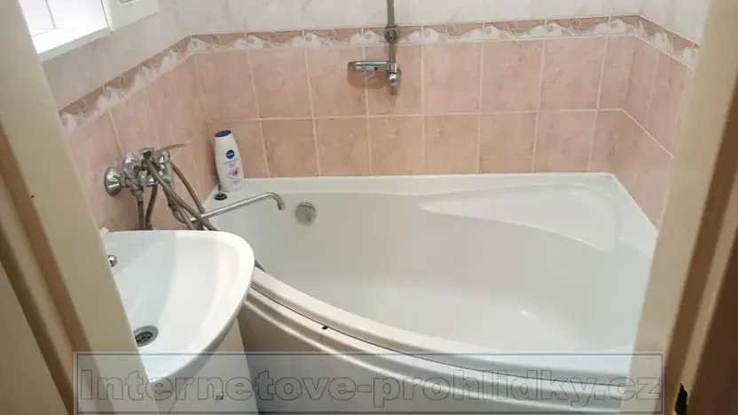 Pronájem bytu 2+1, Praha - Vršovice, Ruská, 60 m2