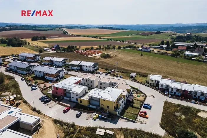 Pronájem bytu 2+kk, Lavičky, 60 m2