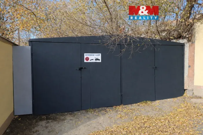 Pronájem garáže, Praha, Závišova, 50 m2
