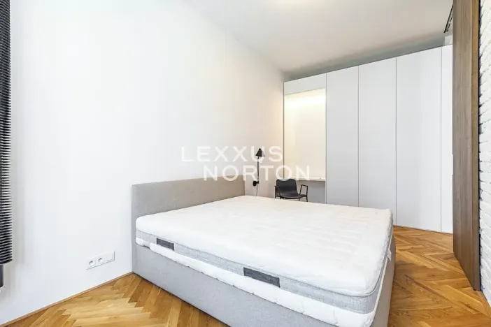 Pronájem bytu 2+kk, Praha - Vinohrady, Chodská, 67 m2