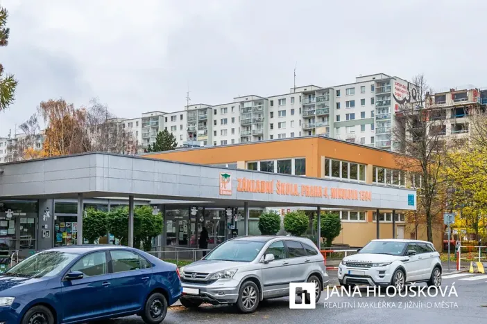 Pronájem bytu 3+1, Praha - Chodov, Bachova, 67 m2