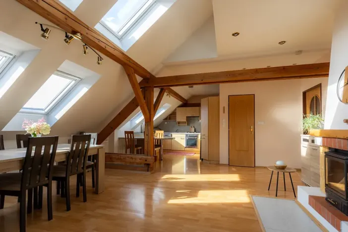 Prodej bytu 6+kk a větší, Ostrava, Korunní, 151 m2