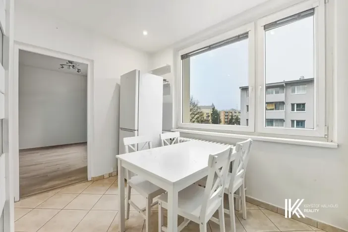 Prodej bytu 3+1, Znojmo, Dukelských bojovníků, 72 m2