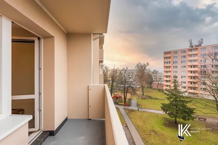 Prodej bytu 3+1, Znojmo, Dukelských bojovníků, 72 m2