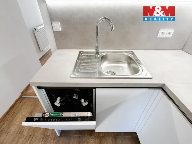 Prodej rodinného domu, Litomyšl - Litomyšl-Město, Na Lánech, 2275 m2