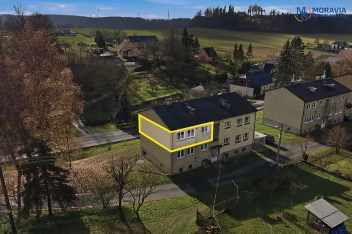 Prodej bytu 3+1, Maletín, 56 m2