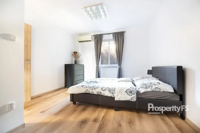 Pronájem bytu 2+kk, Vinařice, 56 m2