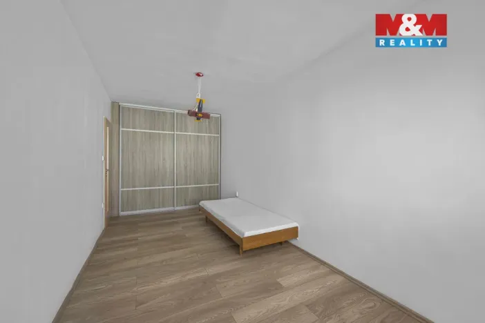 Pronájem bytu 3+1, Chrudim - Chrudim III, Fibichova, 71 m2