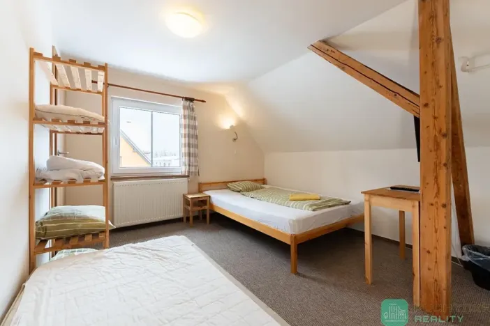 Prodej ubytování, Loučná pod Klínovcem, 428 m2