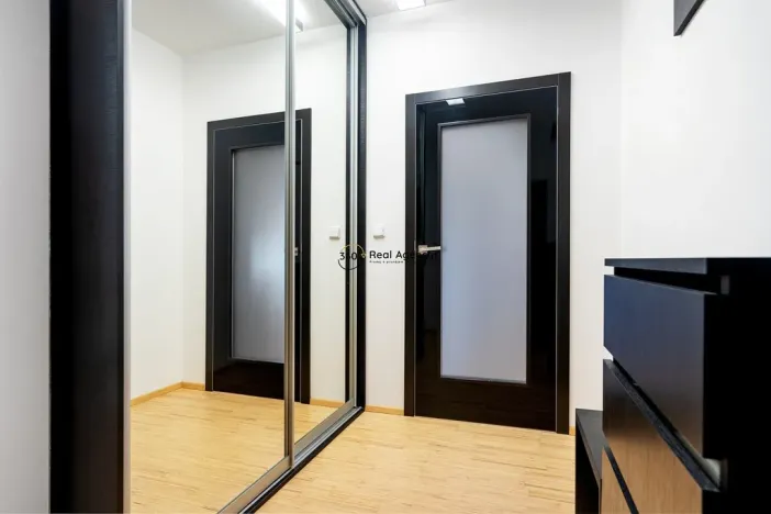 Prodej bytu 4+kk, České Budějovice - České Budějovice 3, Skuherského, 99 m2