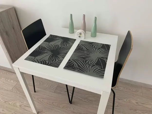 Pronájem bytu 1+kk, Praha - Dejvice, Lindleyova, 37 m2