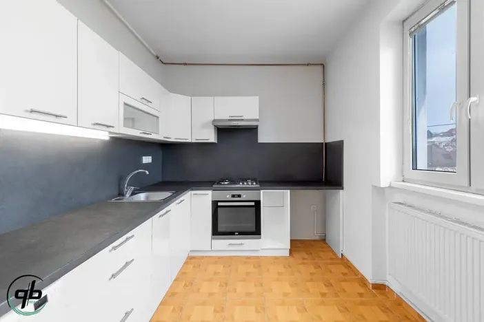 Prodej bytu 3+1, Bílovec, Radotínská, 57 m2