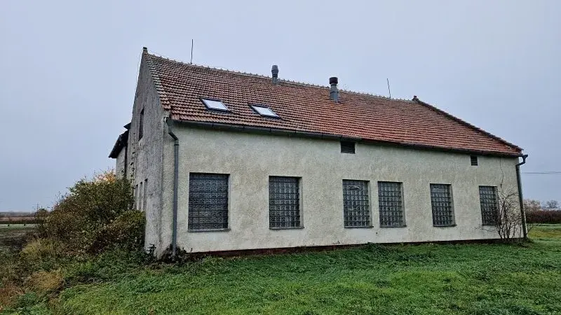 Prodej výrobních prostor, Ladná, Masarykova, 286 m2