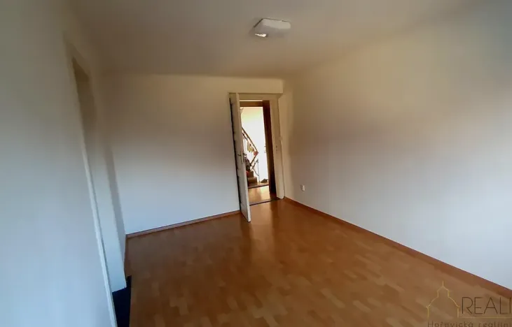 Pronájem bytu 2+1, Hořovice, 9. května, 65 m2