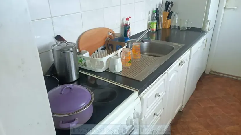 Pronájem pokoje, Praha - Uhříněves, Přátelství, 12 m2
