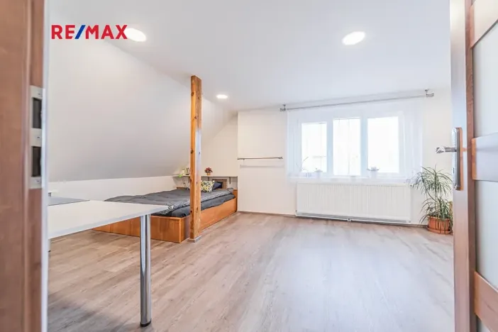 Prodej rodinného domu, Svinařov, Za Křenovkou, 160 m2