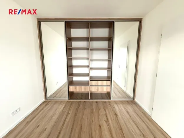 Pronájem bytu 2+kk, Kladno, Ke křížku, 51 m2