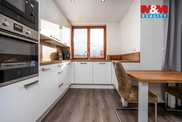 Prodej bytu 3+kk, Velké Přílepy, Boženy Němcové, 61 m2